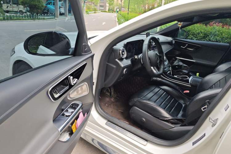 Used Mercedes-Benz C-Class 2022 C 260 L Obsidian Night Sport Edition Driver Seat