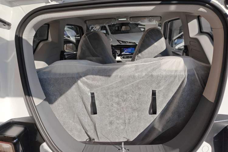 Used Livan Blue Balloon 2025 Model Dynamic Version