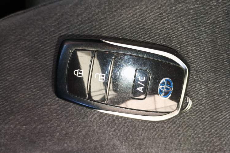 Used Toyota Wildlander New Energy 2021 High-Performance Edition 2.5L Four-Wheel Drive Powerful Version Interior 1