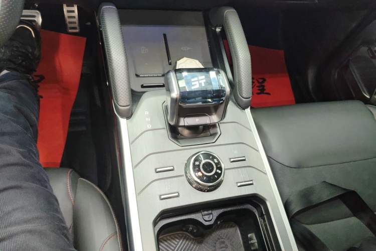 Used JETOUR Shanhai Traveler C-DM 2024 C-DM 208KM Mountain & Wilderness Edition Gear Lever