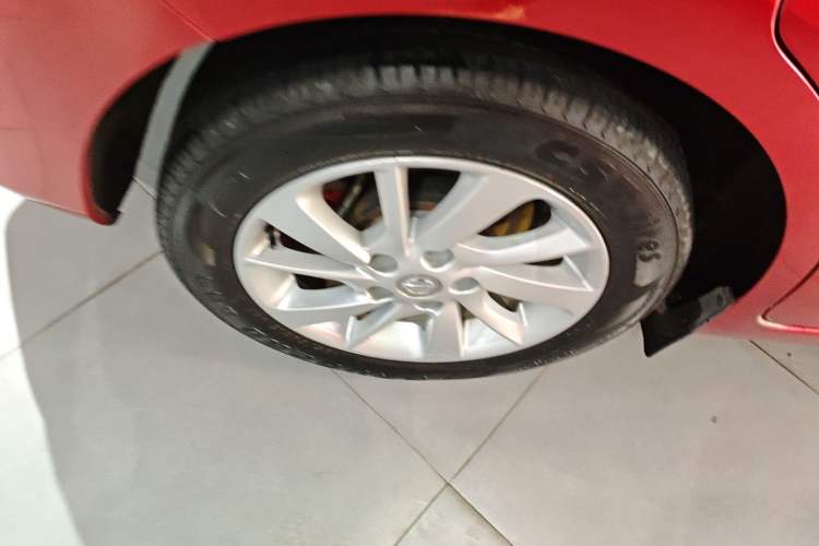 Used Nissan Tiida 2016 1.6L CVT Cool Dynamic Edition