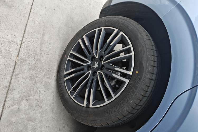 Used ARCFOX T1 2025 Model 425 MAX