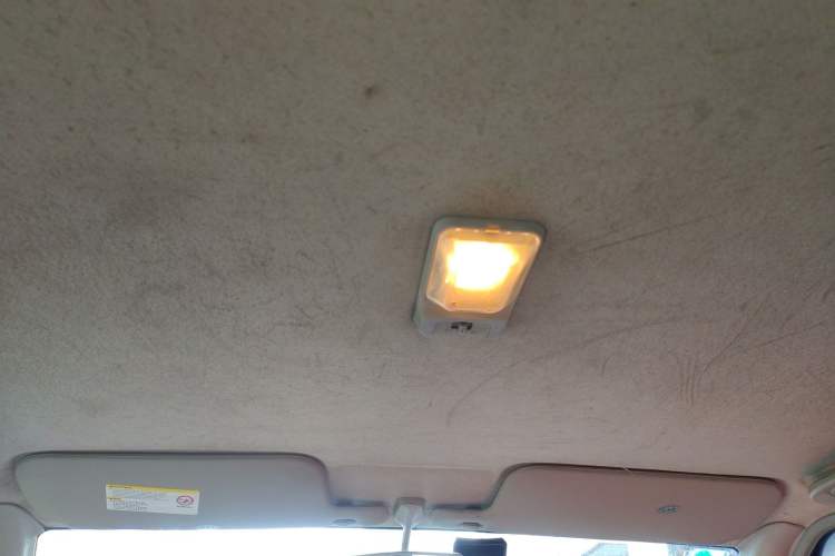 Used JMC Baodian 2013 2.8T Two-Wheel-Drive Diesel Luxury Fashion Edition