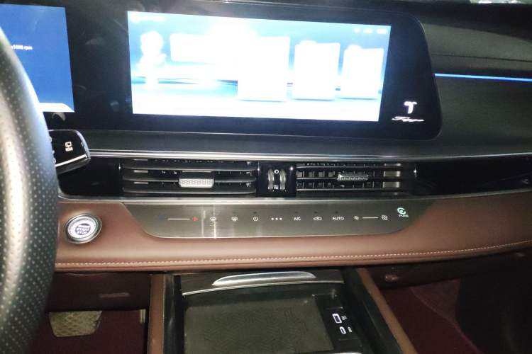 Used Chery Tiggo 8 PRO 2024 Champion Edition 290T Two-Wheel Drive Peak Version 5 Seats