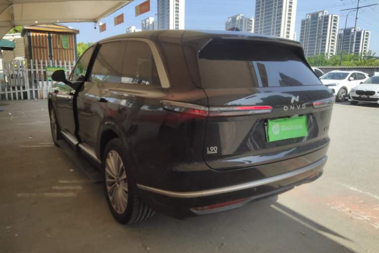 Used ONVO Luxeed L90 2025 Model—Max Six-Seater Version
