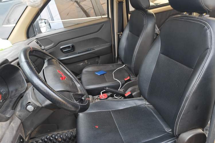 Used Wuling Hongguang V 2021 1.5L Jingqu Version LAR
