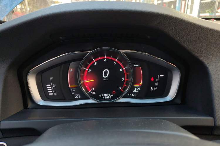 Used Volvo V60 2017 T5 Zhiya Edition China V Standard Instrument Cluster