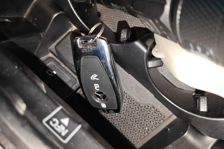 Used Mercedes-Benz E-Class 2023 E 300 L Sporty and Stylish Model
