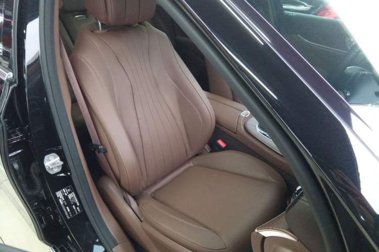 Used Mercedes-Benz E-Class 2023 Updated E 300 L Fashion Edition