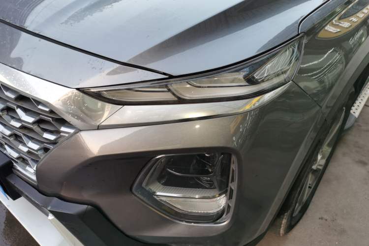 Used Hyundai Santa Fe 2019 380 TGDi DLX Automatic All-Wheel Drive Prestige PLUS (HTRAC) China VI