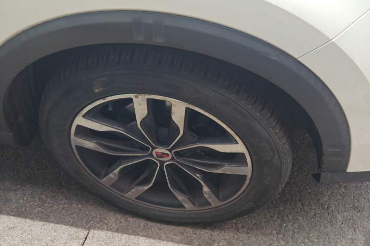 Used Roewe RX5 2016 20T Two-Wheel Drive Automatic Internet Smart Edition