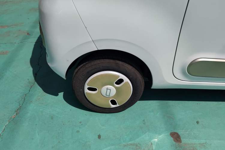 Used Bestune Pony 2025 222km Range Agile Horse Right Rear Wheel Hub