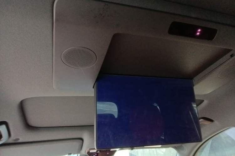 Used Li Auto L8 2023 Max model Headliner