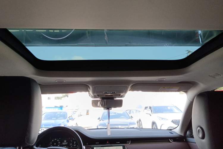 Used Land Rover Range Rover Evoque 2022 Facelifted Aurora L 249 PS R-Dynamic Luxury Edition
