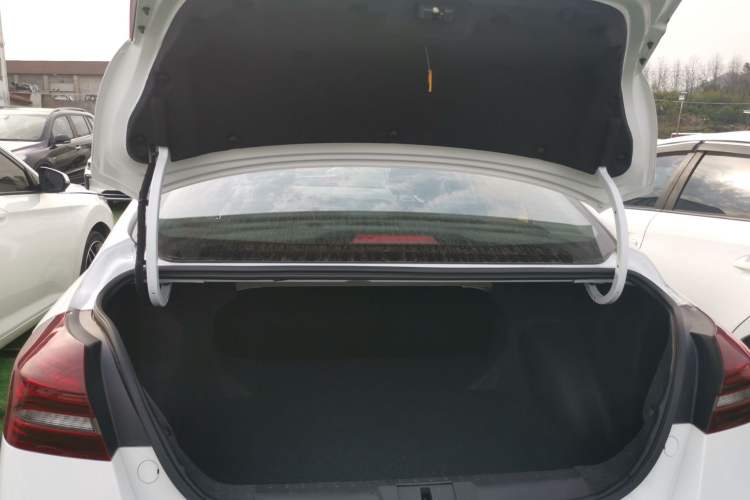 Used Geely Auto Emgrand 2021 UP 1.5L Manual Luxury Model
