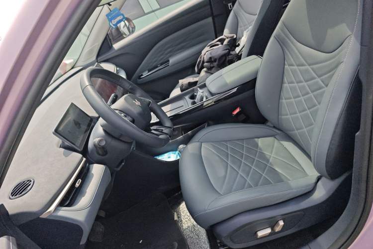 Used ARCFOX T1 2025 Model 425 MAX
