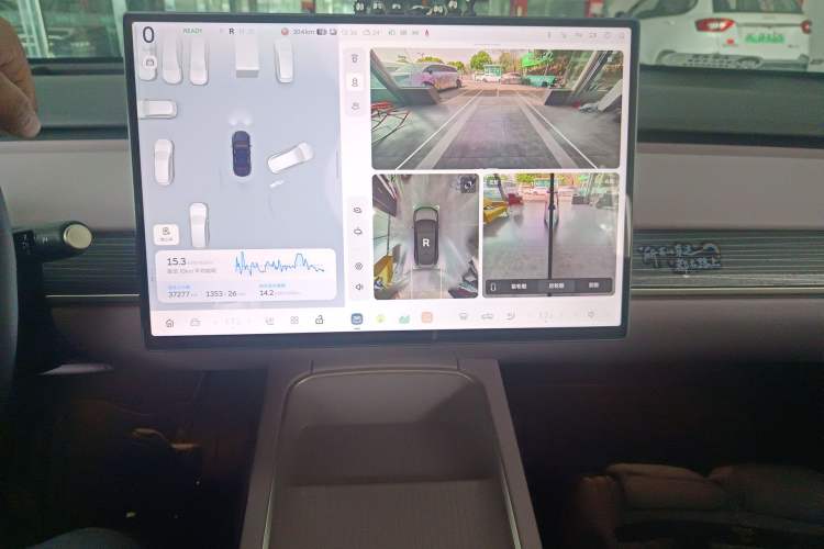 Used ONVO L60 2024 60 kWh Rear-Drive Version
