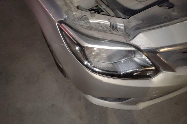 Used CHANGAN Alsvin V3 2015 1.4L Manual Warm-Hearted Model China V Standard
