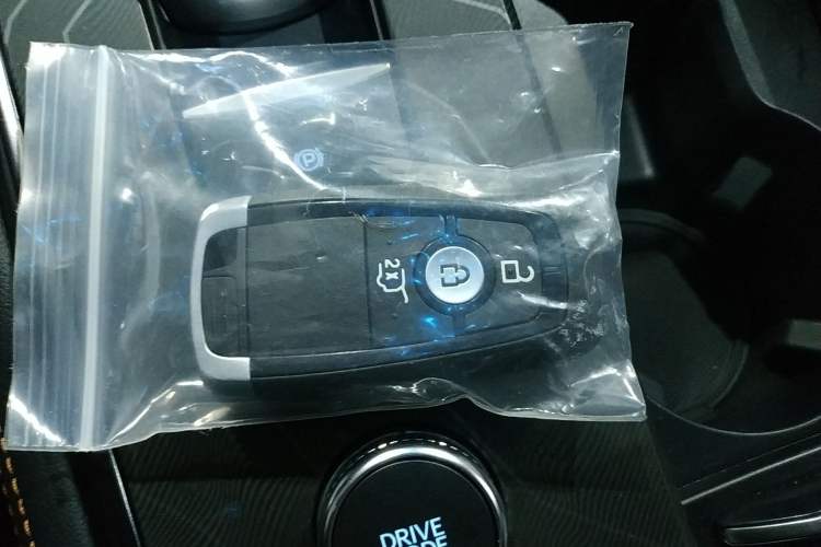 Used Ford Explorer 2024 2.3T EcoBoost Kunlun Peak Edition 7-Seater
