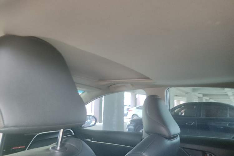 Used Toyota Camry 2021 2.0G Luxury Edition