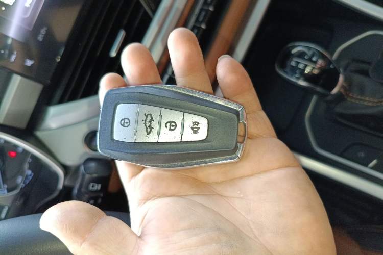 Used Geely Auto Vision X6 2020 1.4T CVT Luxury Edition