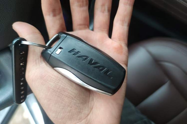 Used Haval F7 2019 1.5T Two-Wheel-Drive i-Type China VI Standard Interior 1