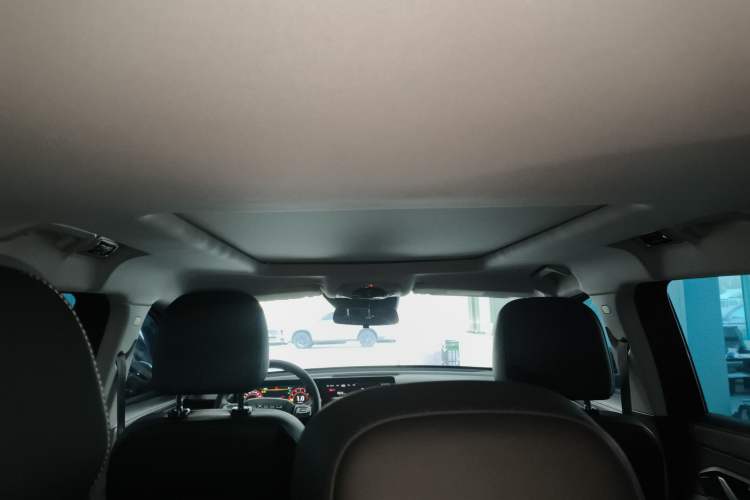 Used EXEED Lingyun 2023 300T Two-Wheel Drive Star Edition