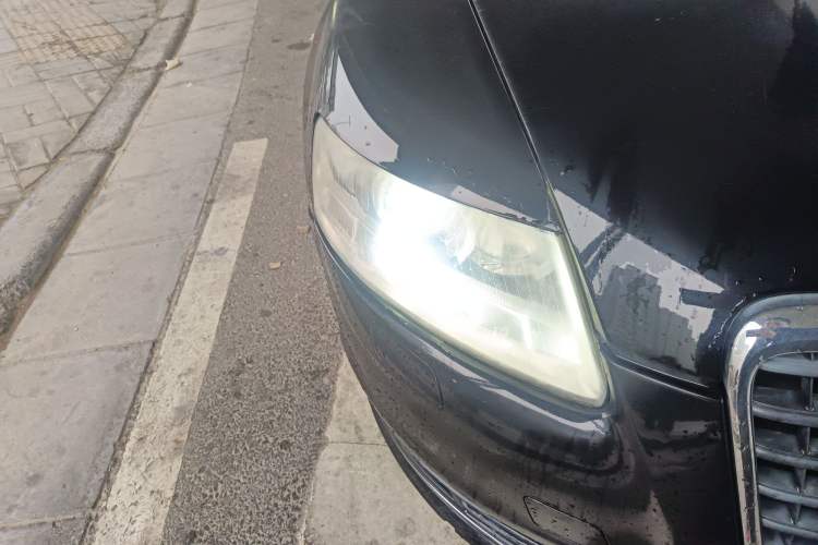 Used Audi A6L 2011 2.0 TFSI Automatic Standard Edition Right Front Headlight