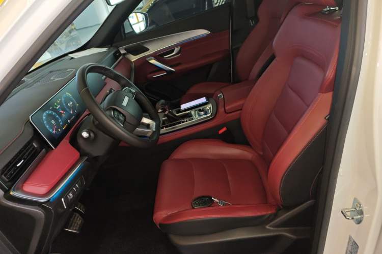 Used JETOUR X70 PLUS 2022 1.5T DCT Luxury Edition 5 Seats