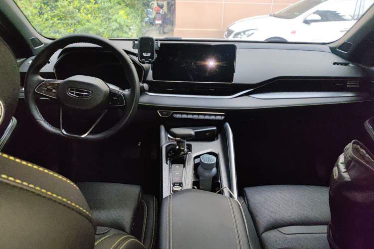 Used Geely Auto Preface 2023 1.5TD Fuyao Version
