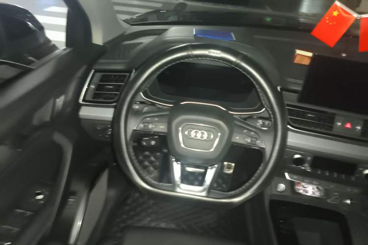 Used Audi Q5L 2023 40T Fashionable and Dynamic Edition
