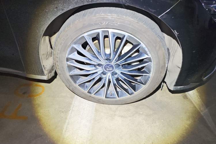 Used BYD Han 2020 EV Long-Range Luxury Model
