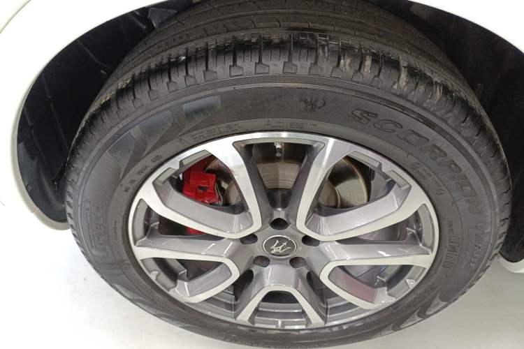 Used Maserati Levante 2022 2.0T GT Sharp Edition
