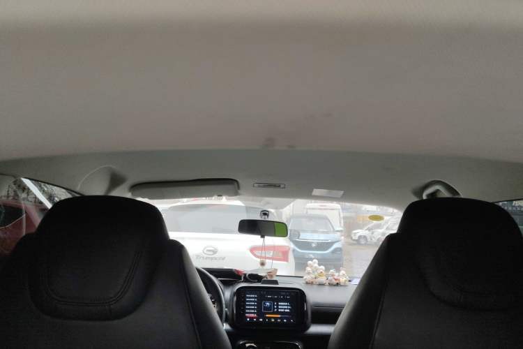 Used Roewe Clever 2021 302 km New Four-Seater Super-Efficient Version