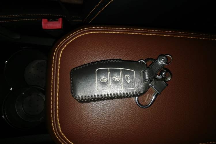 Used JMC Yusheng S350 2016 2.0T Automatic All-Wheel Drive Gasoline Luxury Edition 5 Seats
