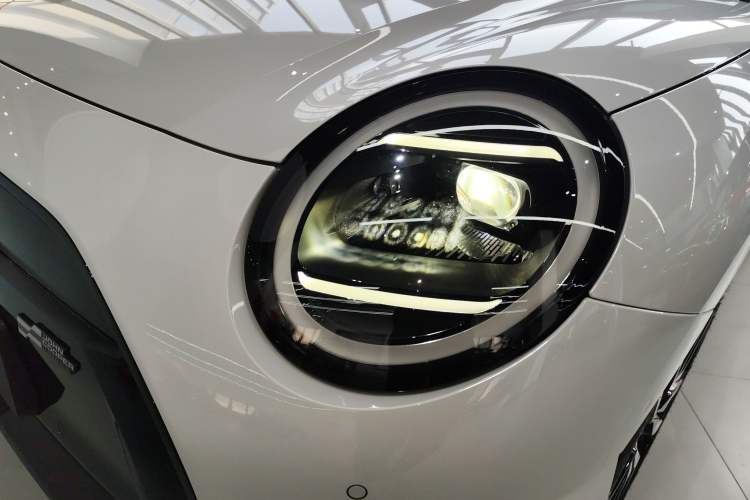 Used MINI Electric MINI COOPER 2024 452km COOPER SE Racing Driver