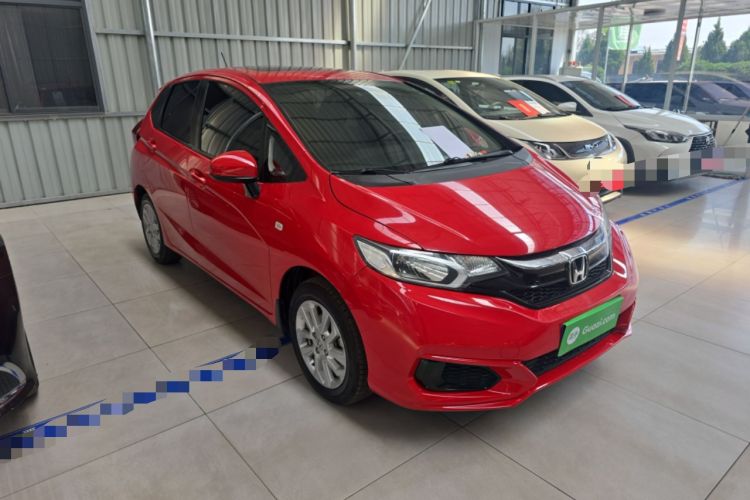 Used Honda Fit 2018 1.5L CVT Comfort Sunroof Version Front Right 45 Deg