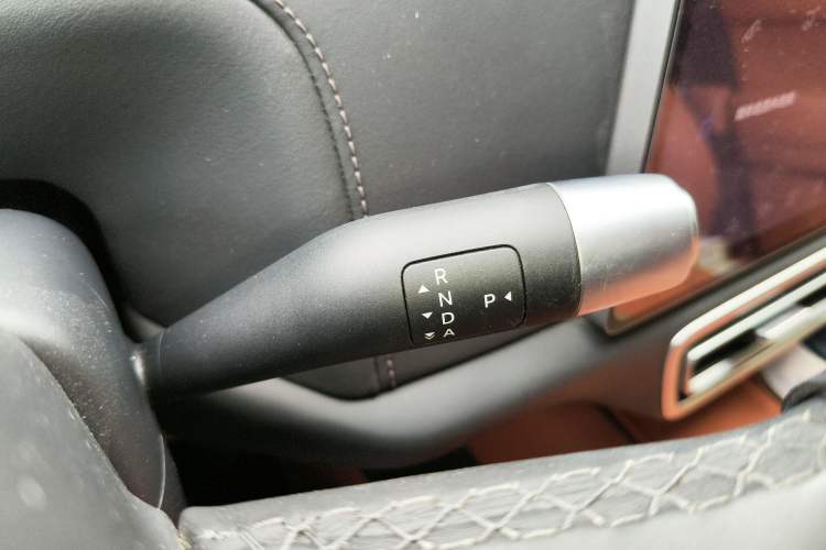 Used Li Auto L8 2023 Pro Model
