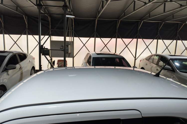 Used Wuling Hongguang MINIEV 2022 Macaron Premium Model – Lithium Iron Phosphate Roof