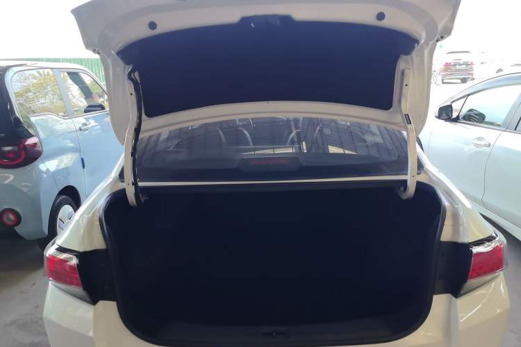 Used Venucia D60 2020 1.6L XL CVT Enjoyment Edition