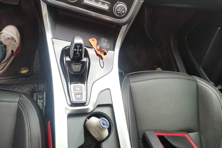 Used Lynk & Co 01 2018 2.0T Two-Wheel-Drive + Version