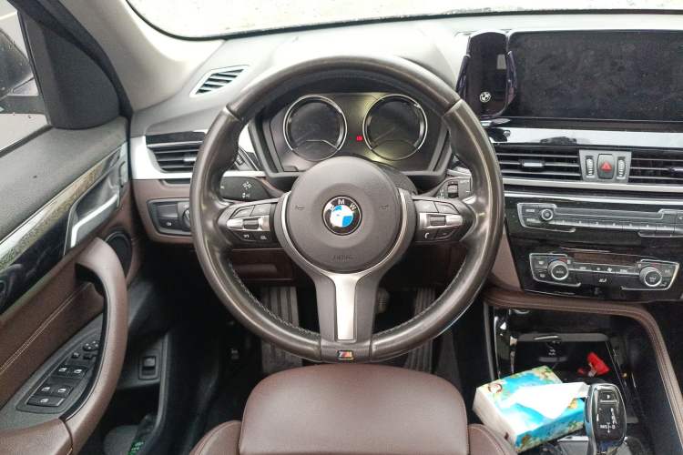Used BMW X1 2020 sDrive20Li Premium Edition Steering Wheel