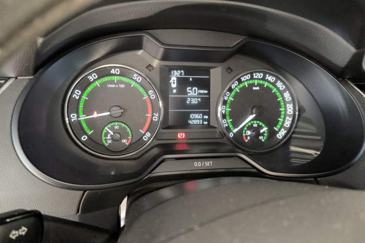 Used Skoda Octavia 2019 1.5L Manual SmartDrive Comfort Edition China VI Standard