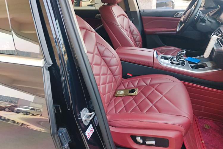 Used BMW X5 2022 Restyled xDrive 30Li M Sport Package
