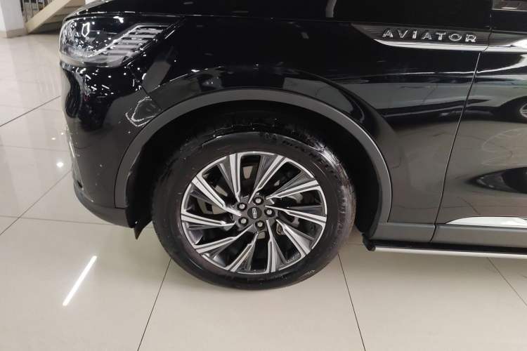 Used Lincoln Aviator 2024 3.0T V6 All-Wheel-Drive Elegance Edition Six Seats
