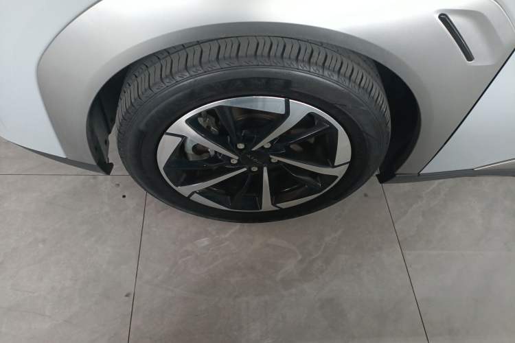 Used AION Y 2023 Younger Star Edition Exterior 4