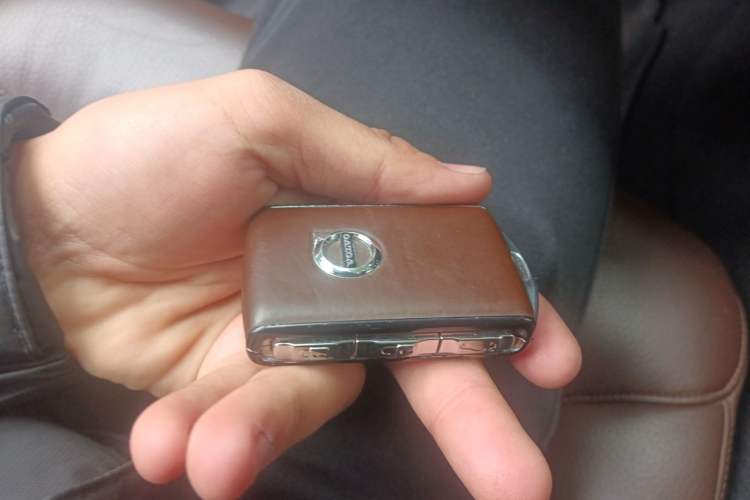 Used Volvo S90 2017 T5 Smart Luxury Edition