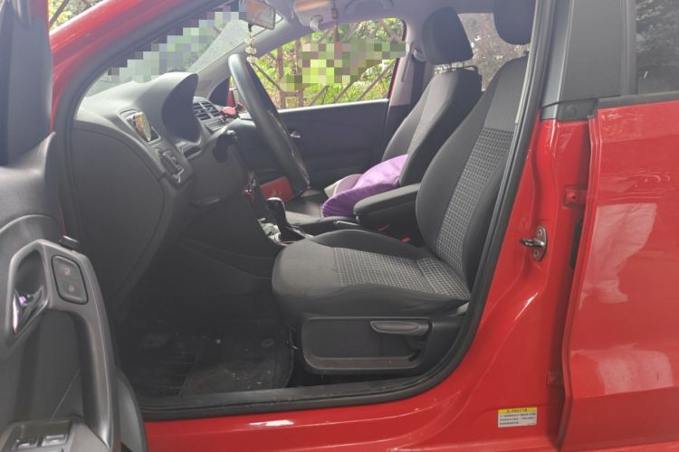 Used Volkswagen Polo 2014 1.6L Automatic Comfort Edition Left Front Seat