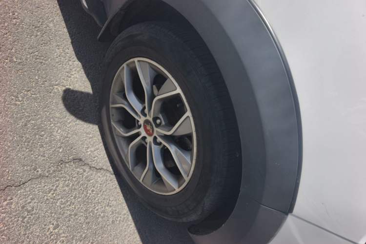 Used FORTHING Joyear X5 2016 1.6L Manual Luxury Edition
