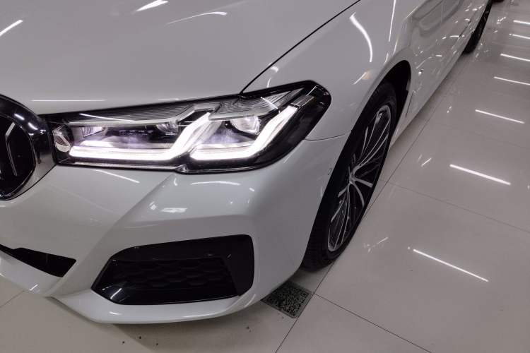 Used BMW 5 Series 2022 Second Facelift 530Li Leading Edition M Sport Package
